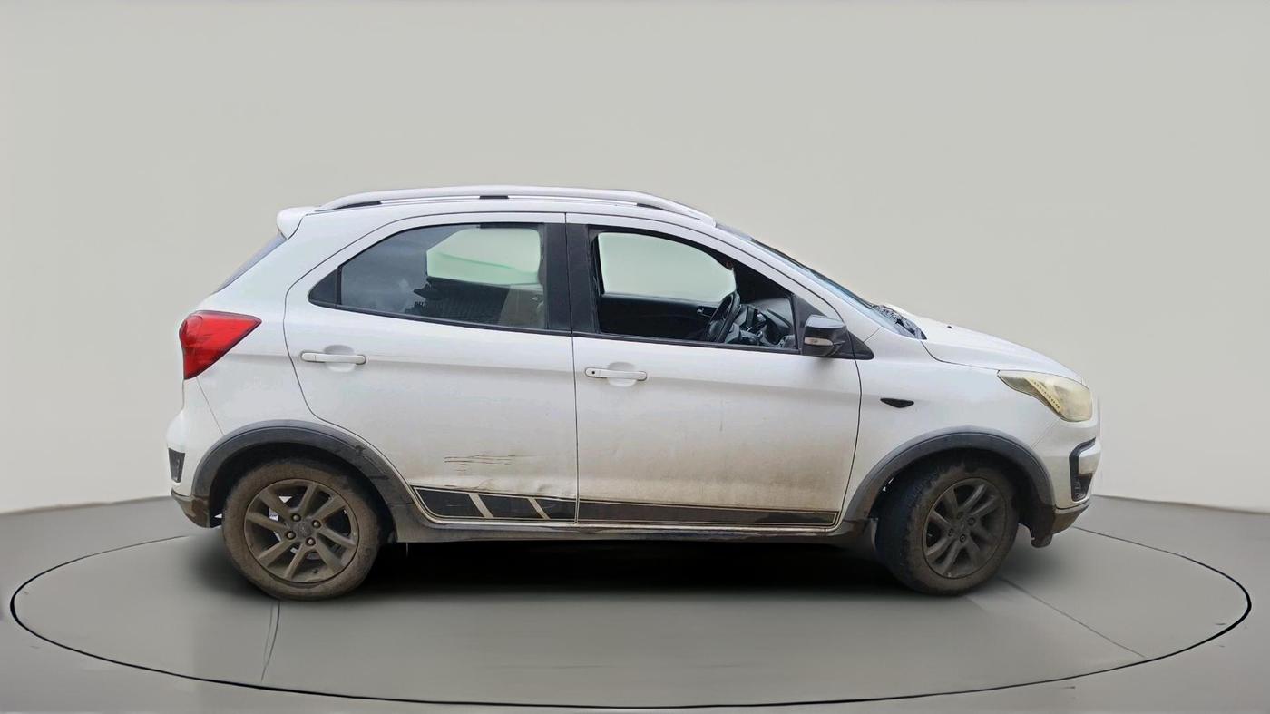 2018 Ford FREESTYLE TITANIUM 1.2 PETROL, Petrol, Manual, 1,43,980 km, exterior