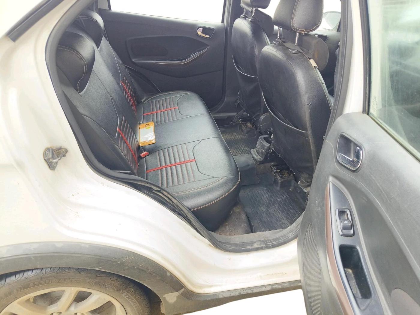 2018 Ford FREESTYLE TITANIUM 1.2 PETROL, Petrol, Manual, 1,43,980 km, interior