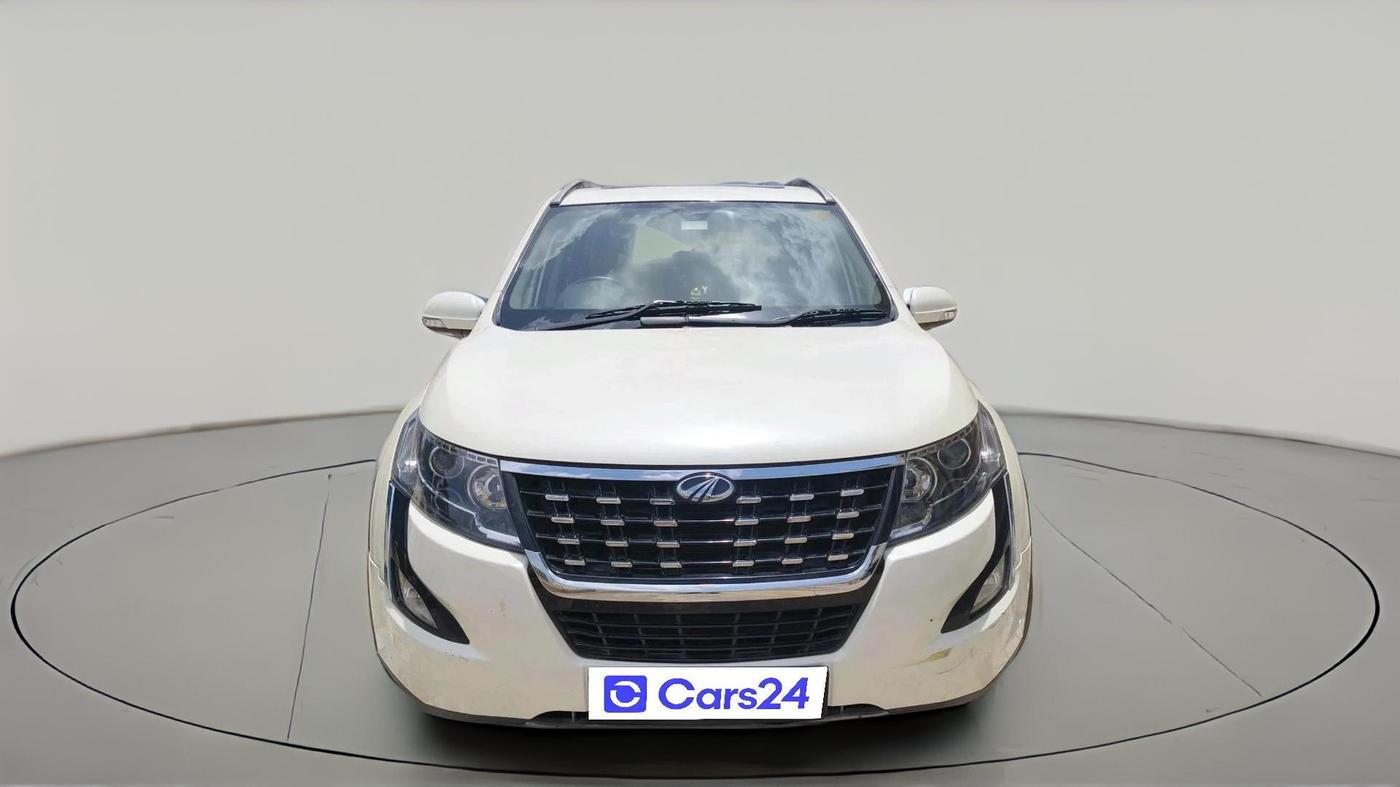 2021 Mahindra XUV500 W11 AT, Diesel, Automatic, 52,415 km, exterior