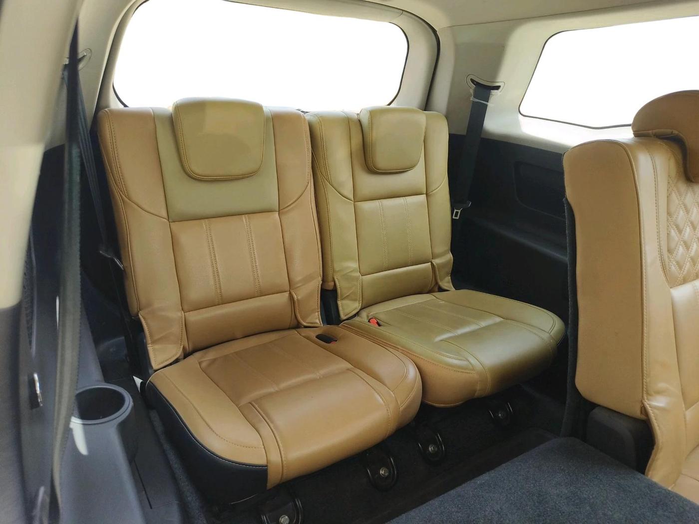 2021 Mahindra XUV500 W11 AT, Diesel, Automatic, 52,415 km, interior