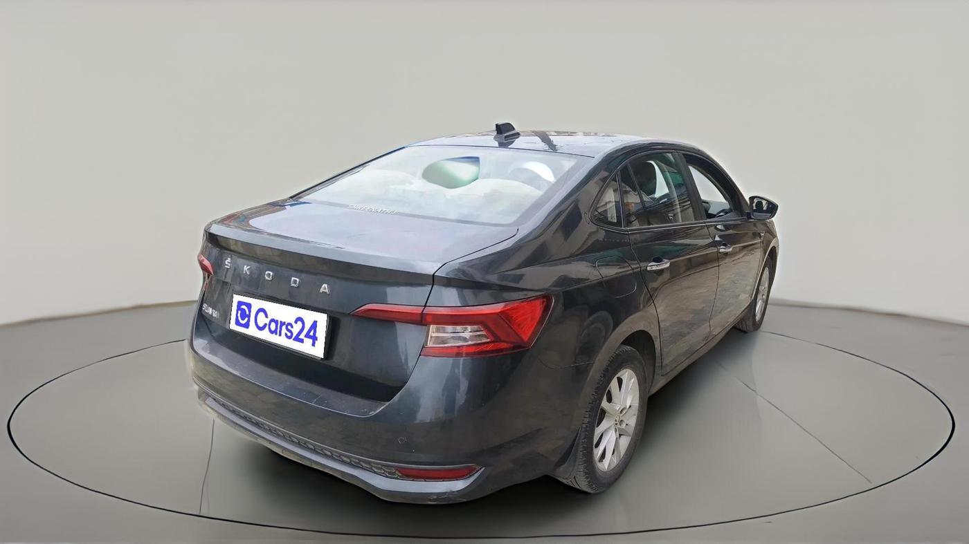 2022 Skoda SLAVIA AMBITION 1.0L TSI MT, Petrol, Manual, 1,16,281 km, exterior