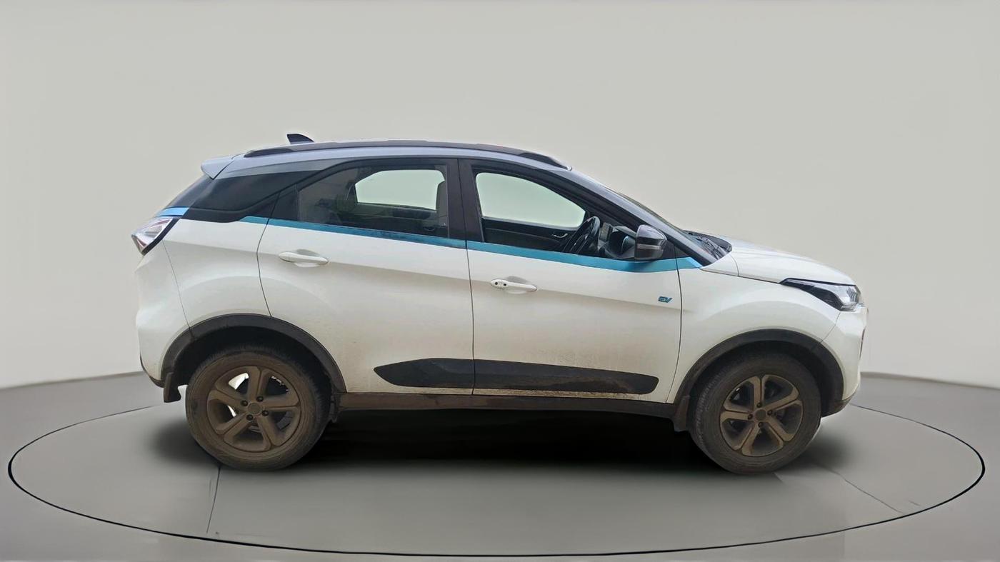 2022 Tata NEXON EV XZ PLUS, Electric, Automatic, 67,350 km, exterior