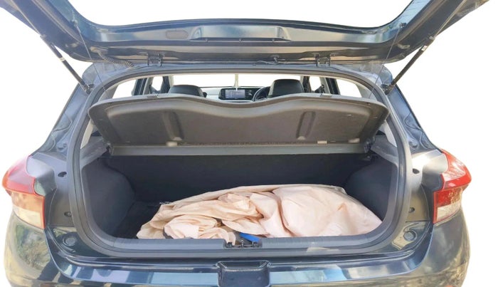 2024 Hyundai GRAND I10 NIOS ASTA AMT 1.2 KAPPA VTVT, Petrol, Automatic, 45,000 km, exterior