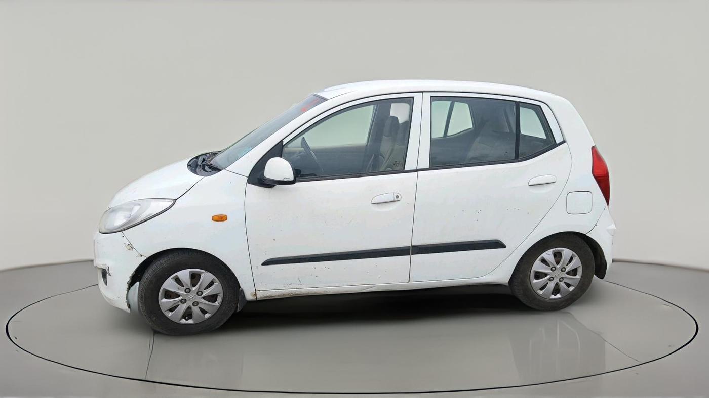 2011 Hyundai i10 MAGNA 1.1, CNG, Manual, 1,02,700 km, exterior