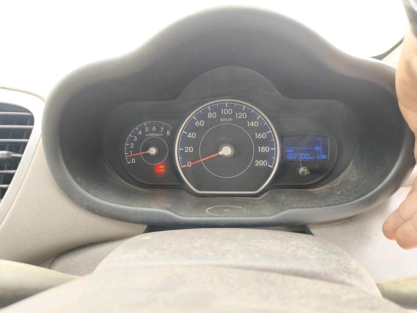 2011 Hyundai i10 MAGNA 1.1, CNG, Manual, 1,02,700 km, interior