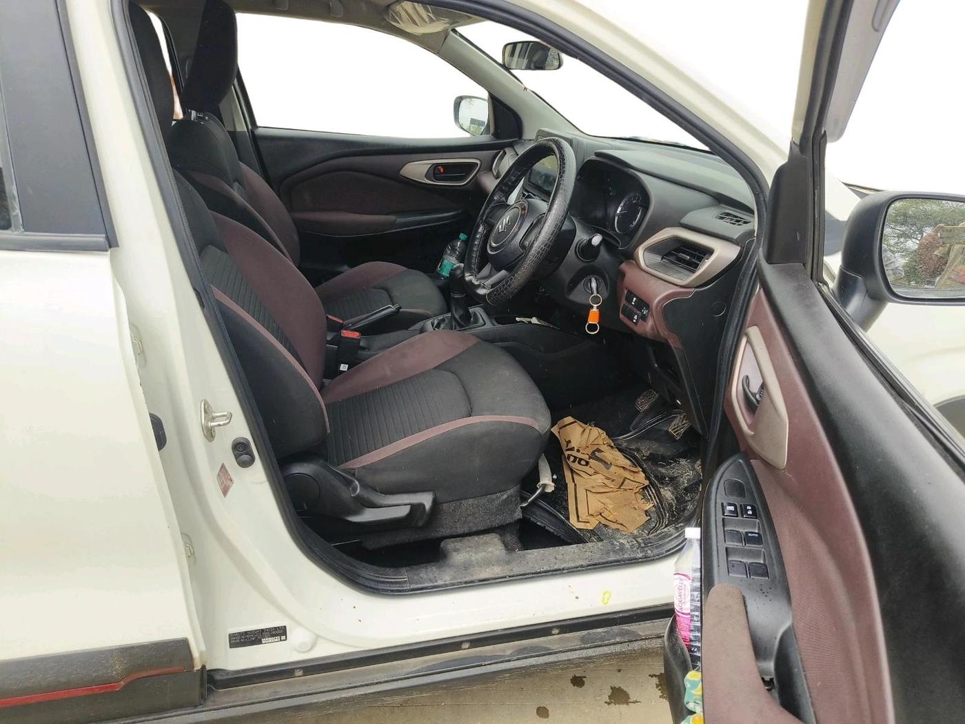 2024 Maruti FRONX SIGMA 1.2 MT, Petrol, Manual, 22,213 km, interior