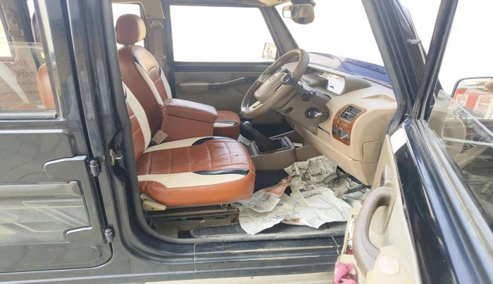 2014 Mahindra Bolero ZLX BS IV, Diesel, Manual, 1,85,599 km, interior