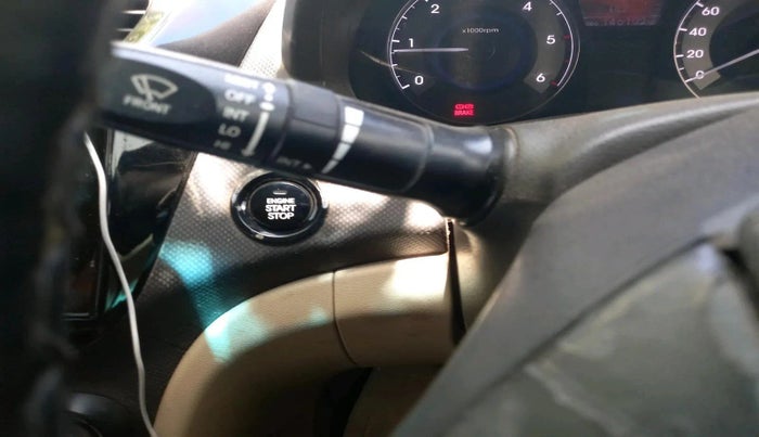 2011 Hyundai Verna FLUIDIC 1.6 CRDI SX AT, Diesel, Automatic, 1,46,102 km, interior