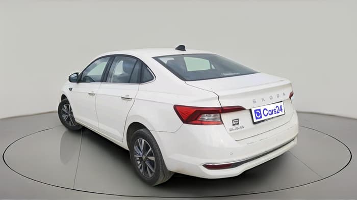 2025 Skoda SLAVIA Prestige 1.0L TSI AT, Petrol, Automatic, 17,597 km, exterior