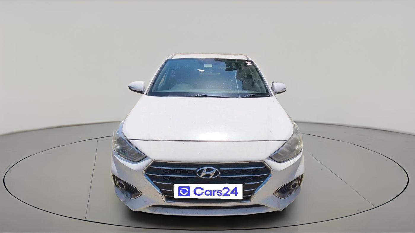 2017 Hyundai Verna 1.6 SX (O) CRDI MT, Diesel, Manual, 2,70,322 km, exterior