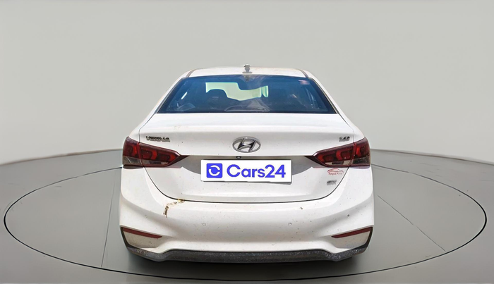 2017 Hyundai Verna 1.6 SX (O) CRDI MT, Diesel, Manual, 2,70,322 km, exterior
