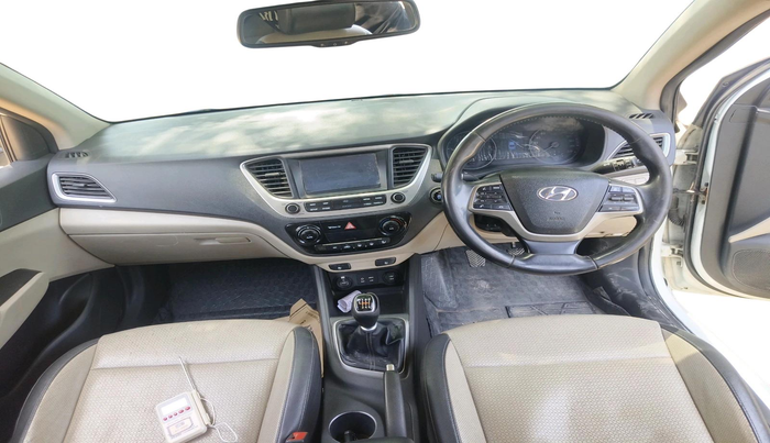 2017 Hyundai Verna 1.6 SX (O) CRDI MT, Diesel, Manual, 2,70,322 km, interior