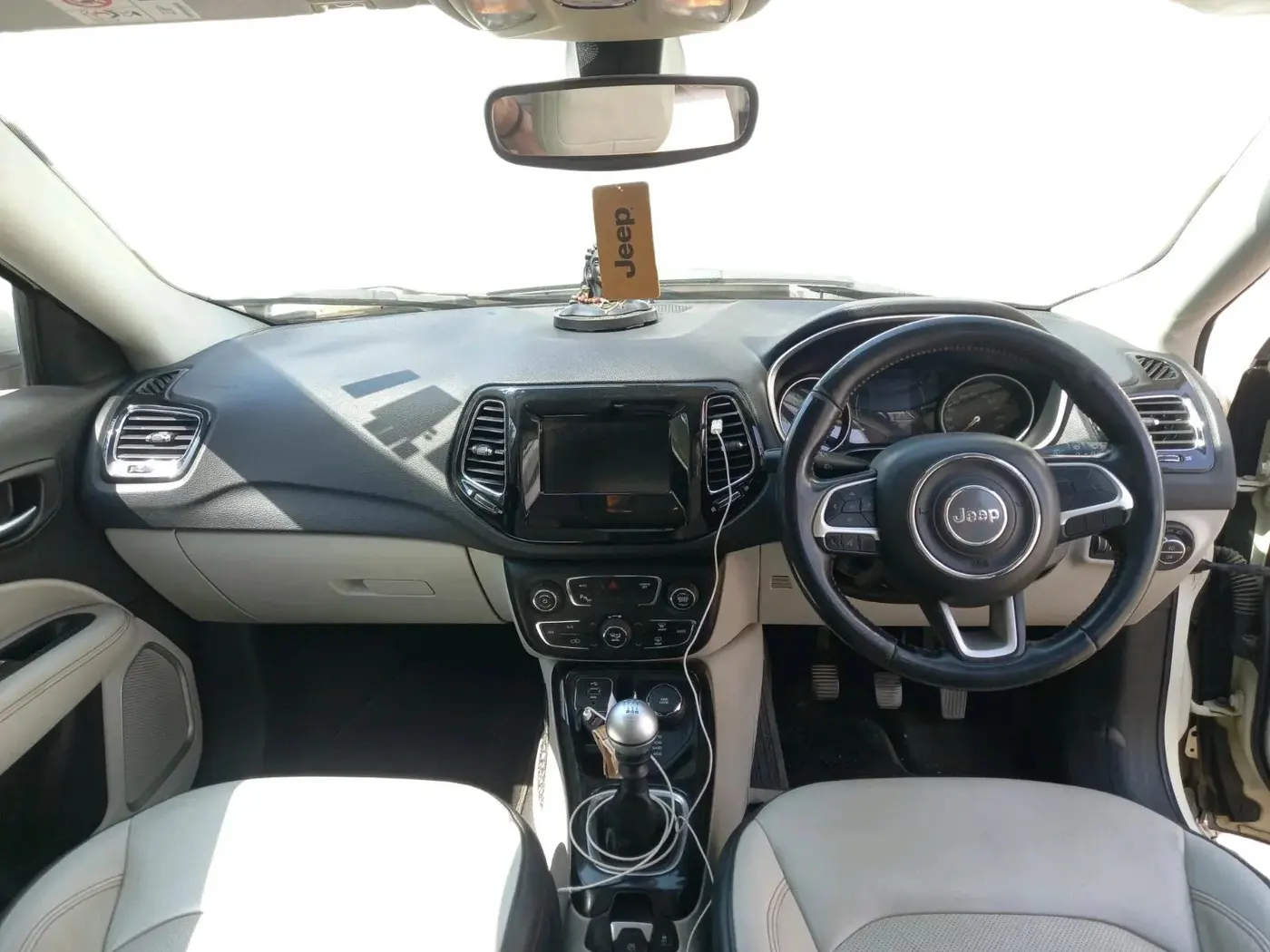 2017 Jeep Compass LIMITED 2.0 DIESEL 4X4, Diesel, Manual, 1,47,952 km, interior
