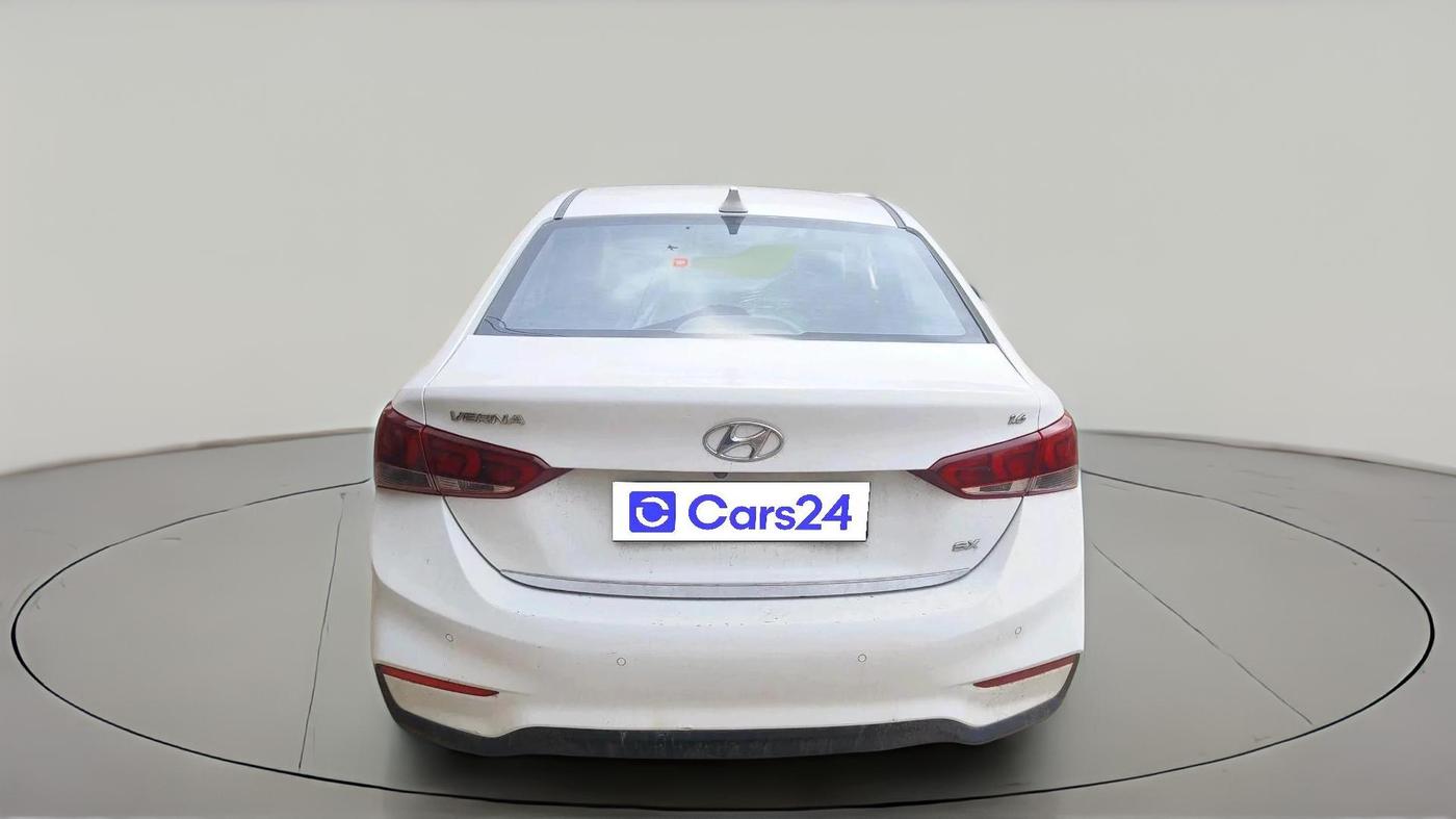 2018 Hyundai Verna 1.6 VTVT SX, CNG, Manual, 1,21,534 km, exterior