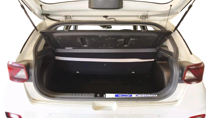 2021 Hyundai VENUE SX 1.5 (O) EXECUTIVE CRDI, Diesel, Manual, 65,509 km, exterior