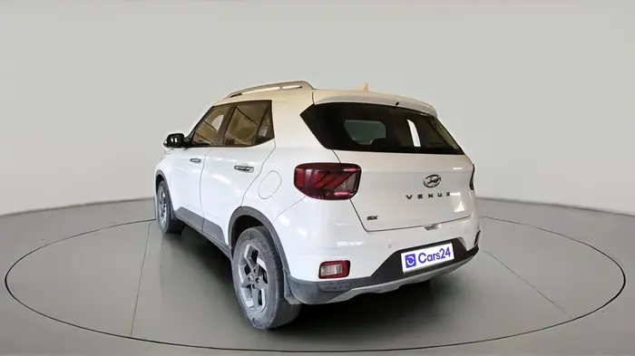 2021 Hyundai VENUE SX 1.5 (O) EXECUTIVE CRDI, Diesel, Manual, 67,000 km, exterior