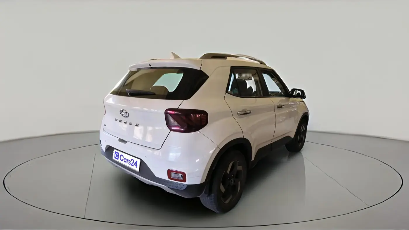 2021 Hyundai VENUE SX 1.5 (O) EXECUTIVE CRDI, Diesel, Manual, 67,000 km, exterior