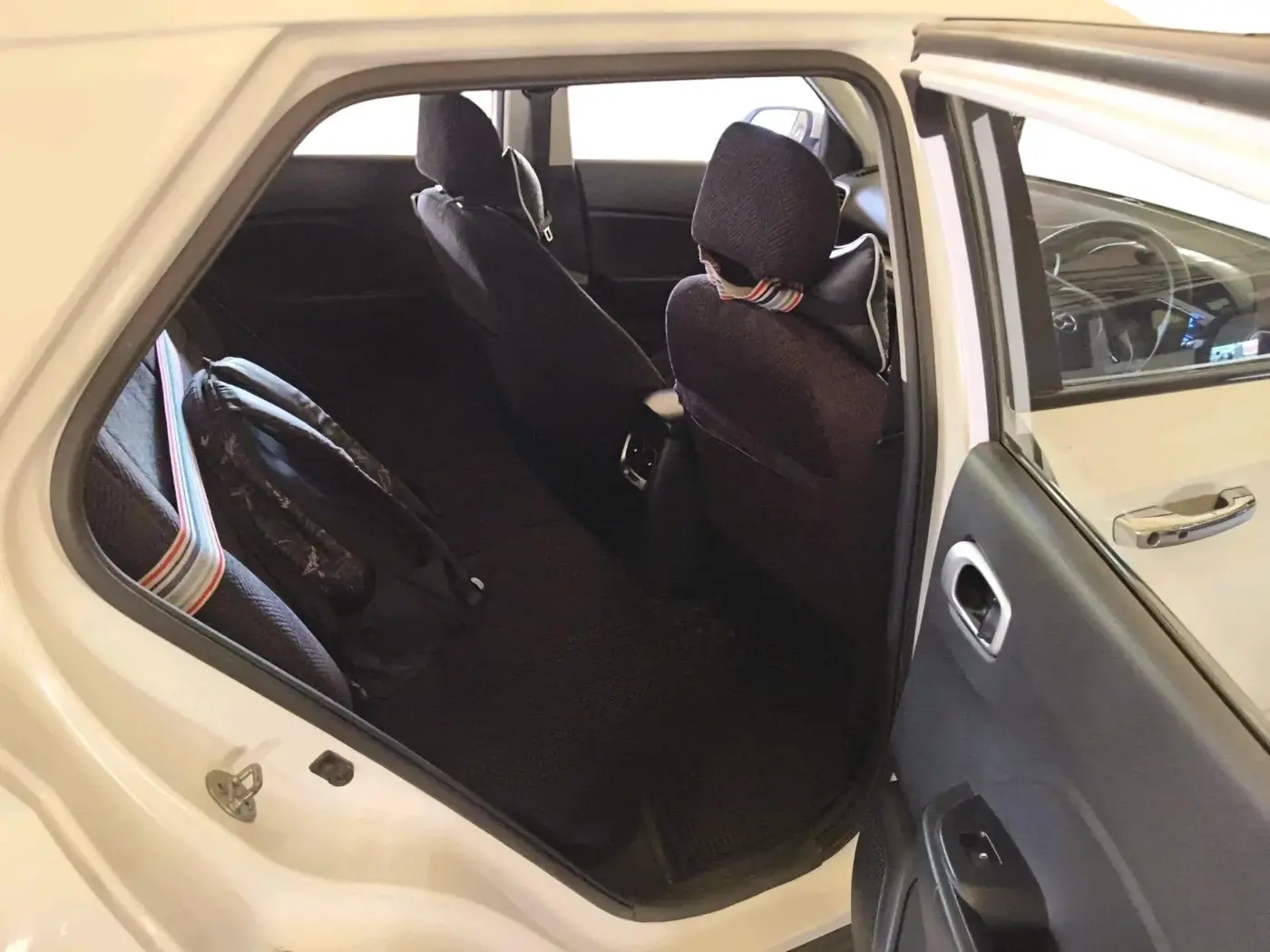 2021 Hyundai VENUE SX 1.5 (O) EXECUTIVE CRDI, Diesel, Manual, 67,000 km, interior