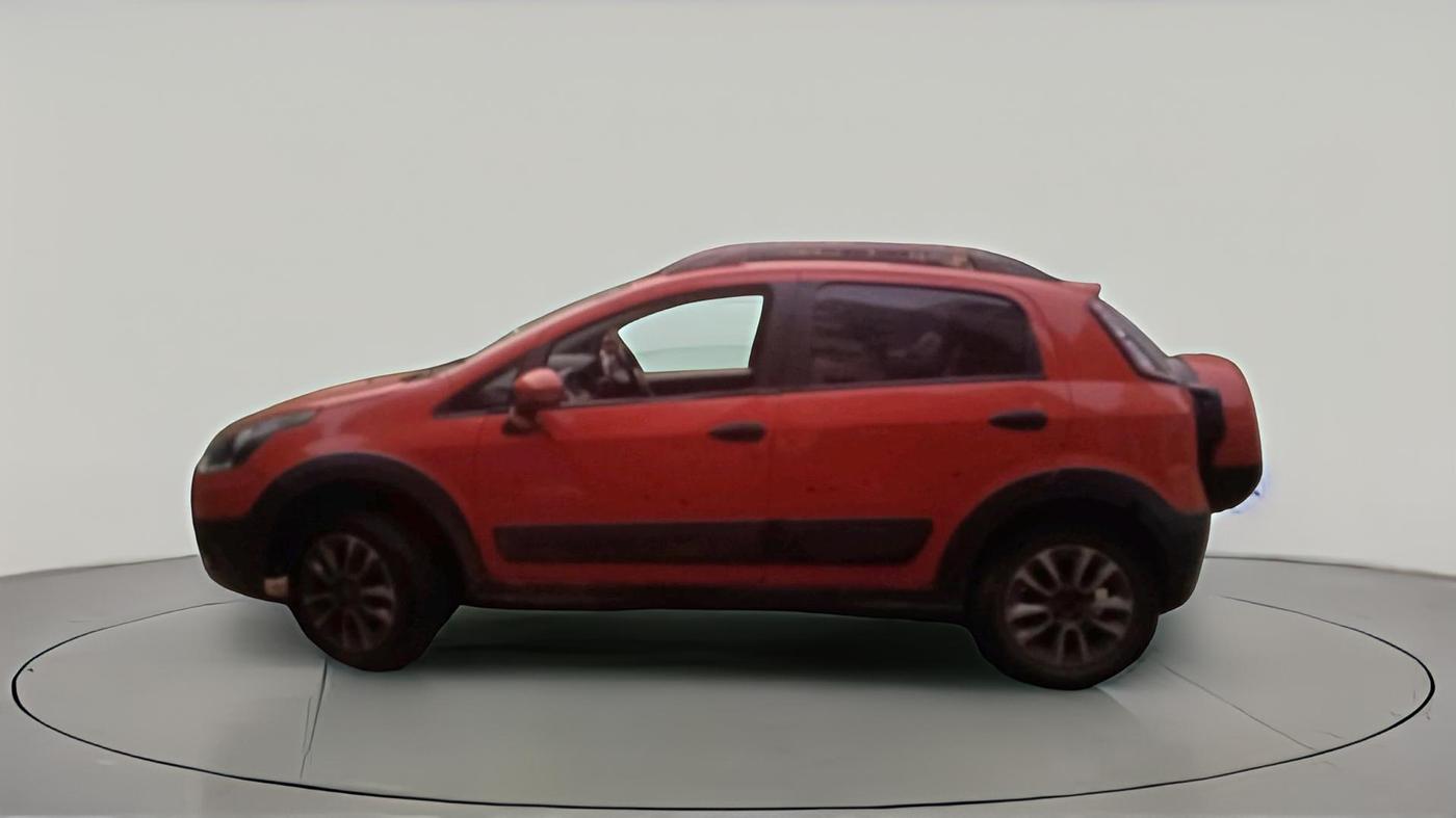 2014 Fiat Avventura EMOTION MULTIJET 1.3, Diesel, Manual, 1,69,465 km, exterior