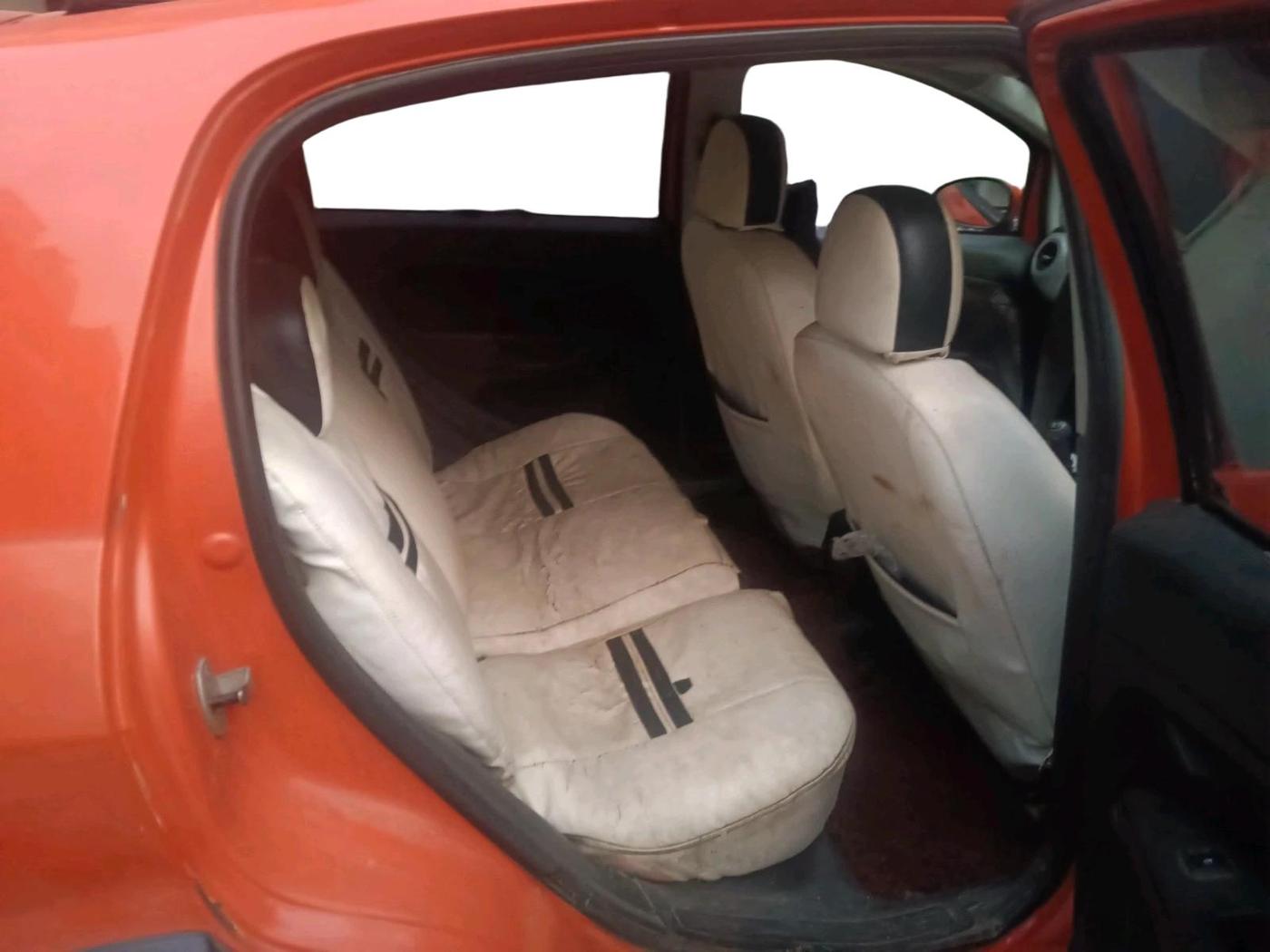 2014 Fiat Avventura EMOTION MULTIJET 1.3, Diesel, Manual, 1,69,465 km, interior