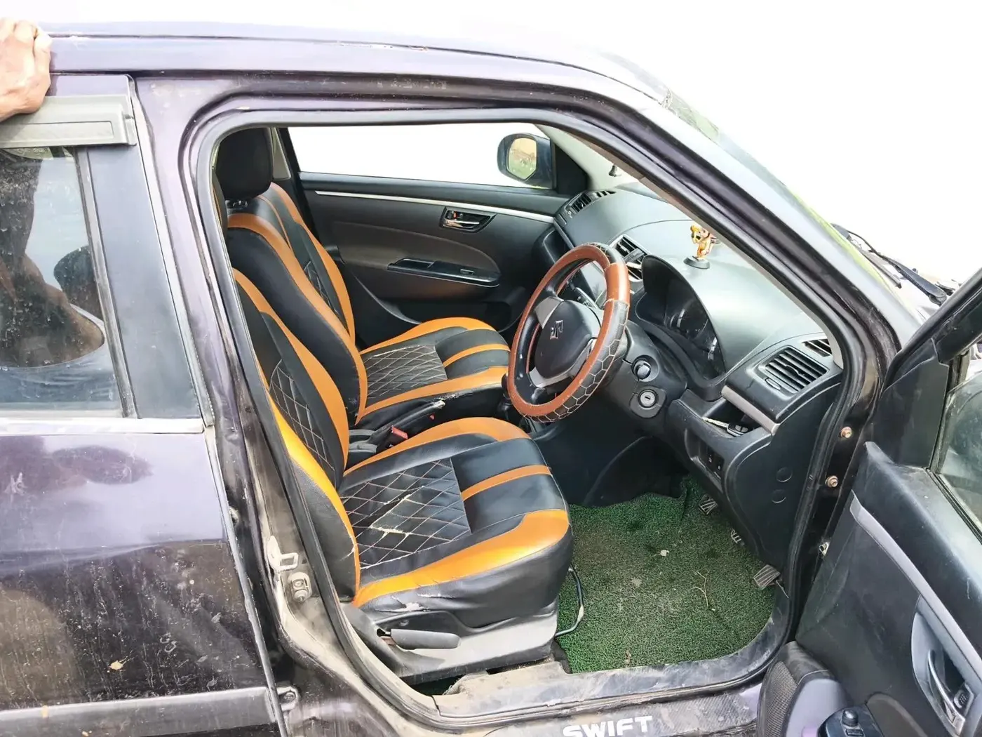 2016 Maruti Swift VXI, Petrol, Manual, 72,053 km, interior