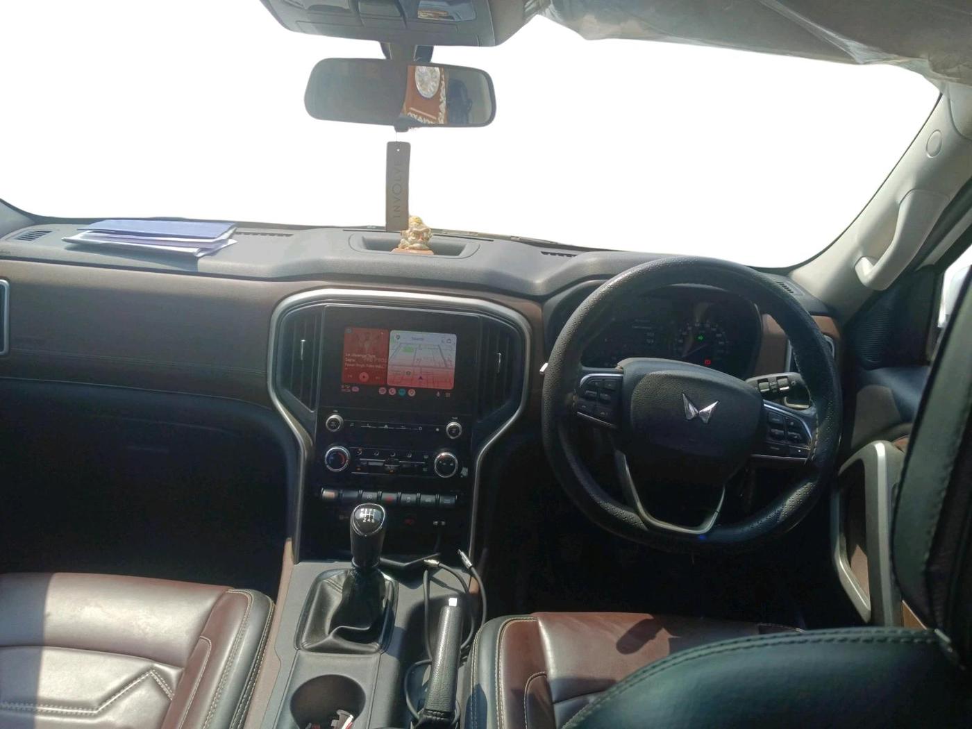 2023 Mahindra SCORPIO-N Z6 DIESEL MT 2WD 7 STR, Diesel, Manual, 72,568 km, interior