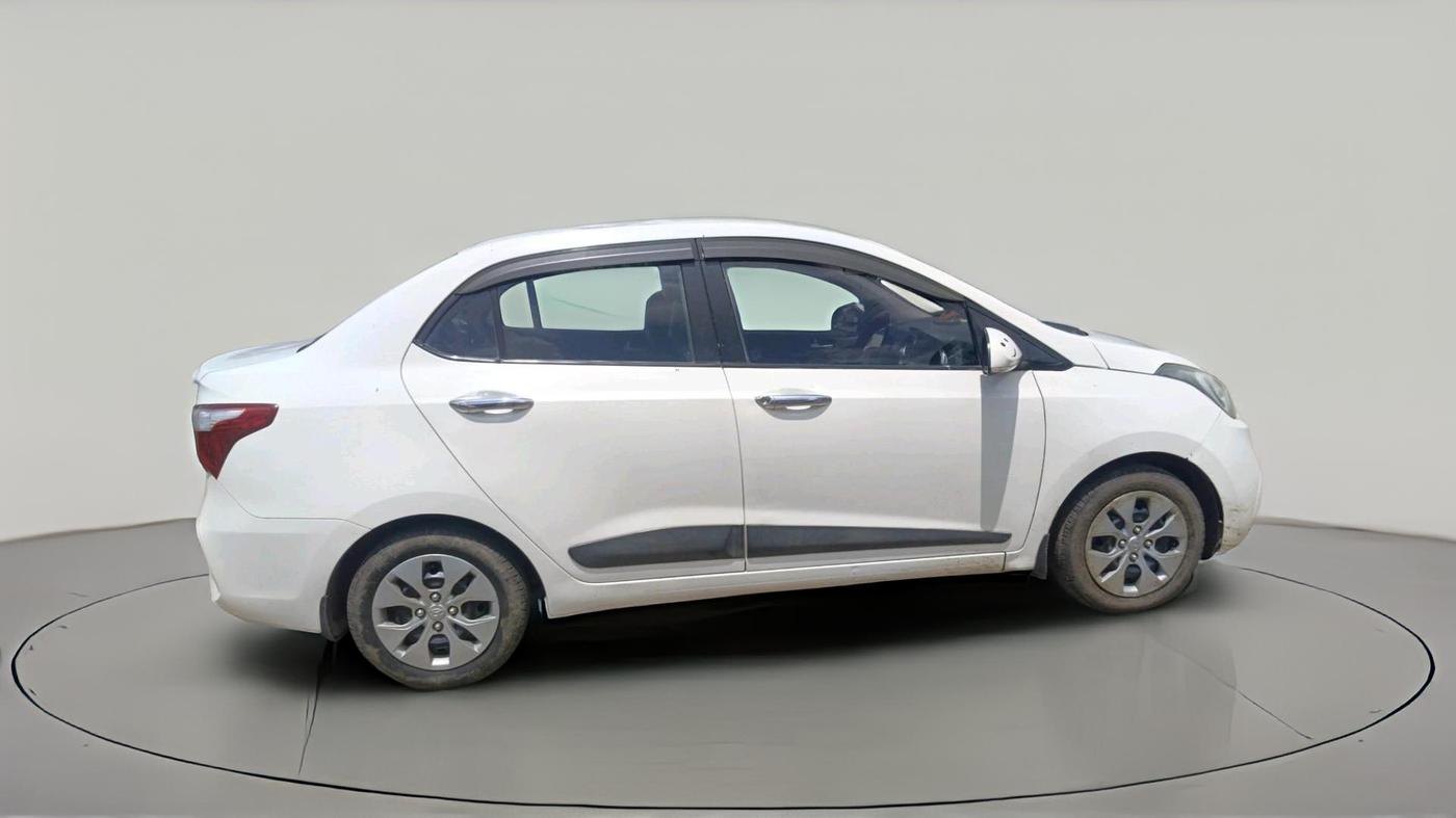2017 Hyundai Xcent S 1.2, Petrol, Manual, 89,931 km, exterior