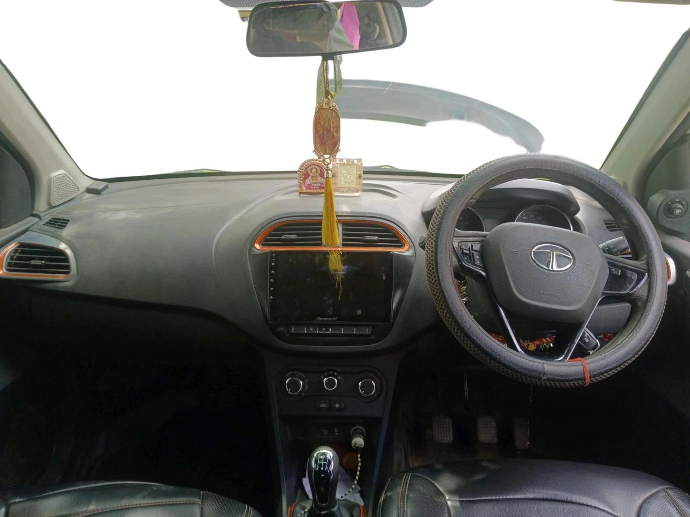 2018 Tata TIAGO NRG PETROL, Petrol, Manual, 55,866 km, interior