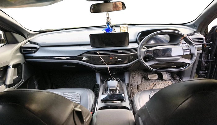 2024 Tata Safari PURE PLUS S DARK EDITION AT, Diesel, Automatic, 3,253 km, interior