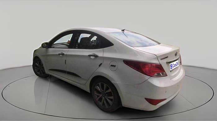 2015 Hyundai Verna FLUIDIC 4S 1.6 VTVT S(O), Petrol, Manual, 51,118 km, exterior