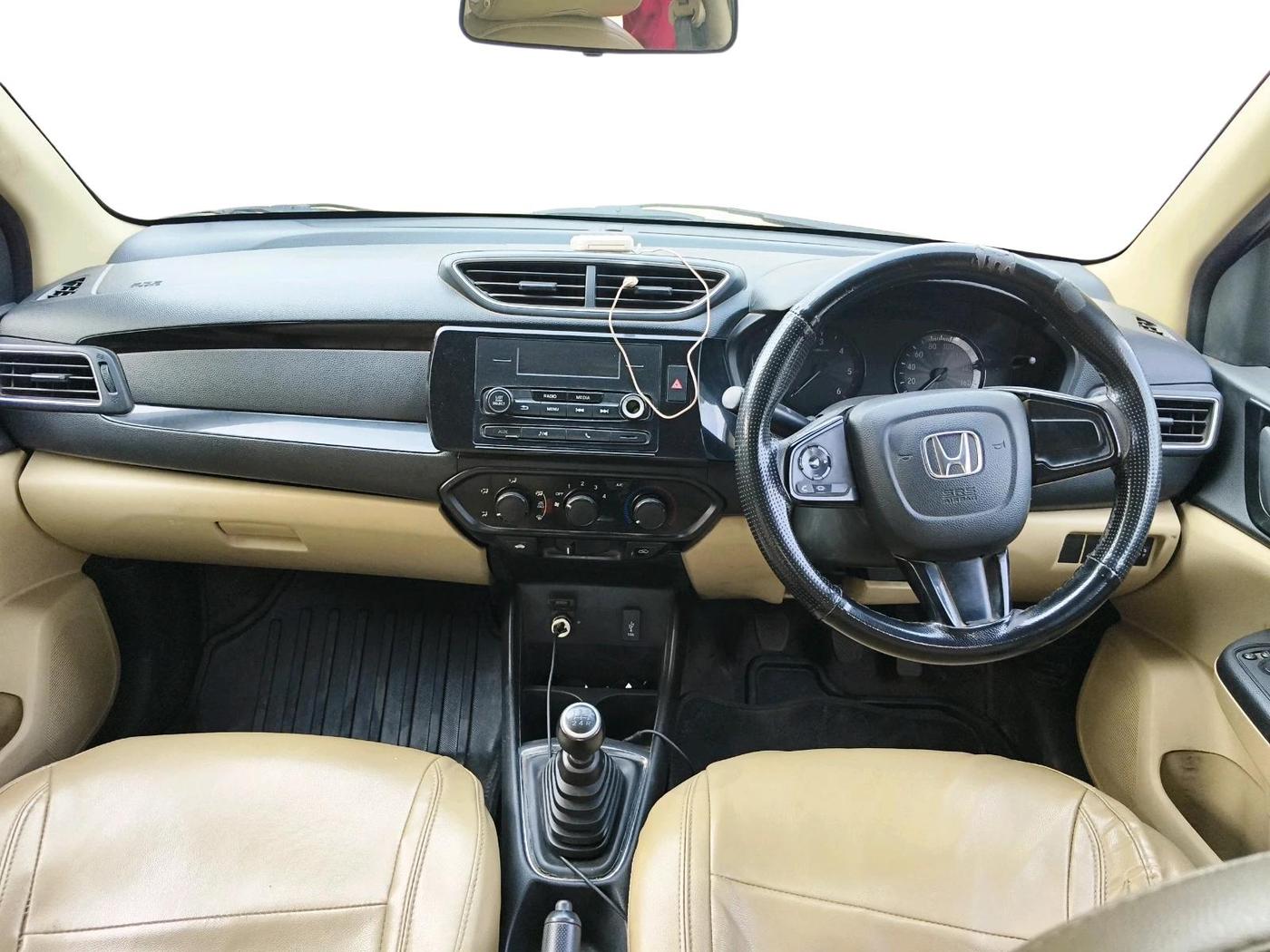 2020 Honda Amaze 1.5L I-DTEC S, Diesel, Manual, 71,889 km, interior