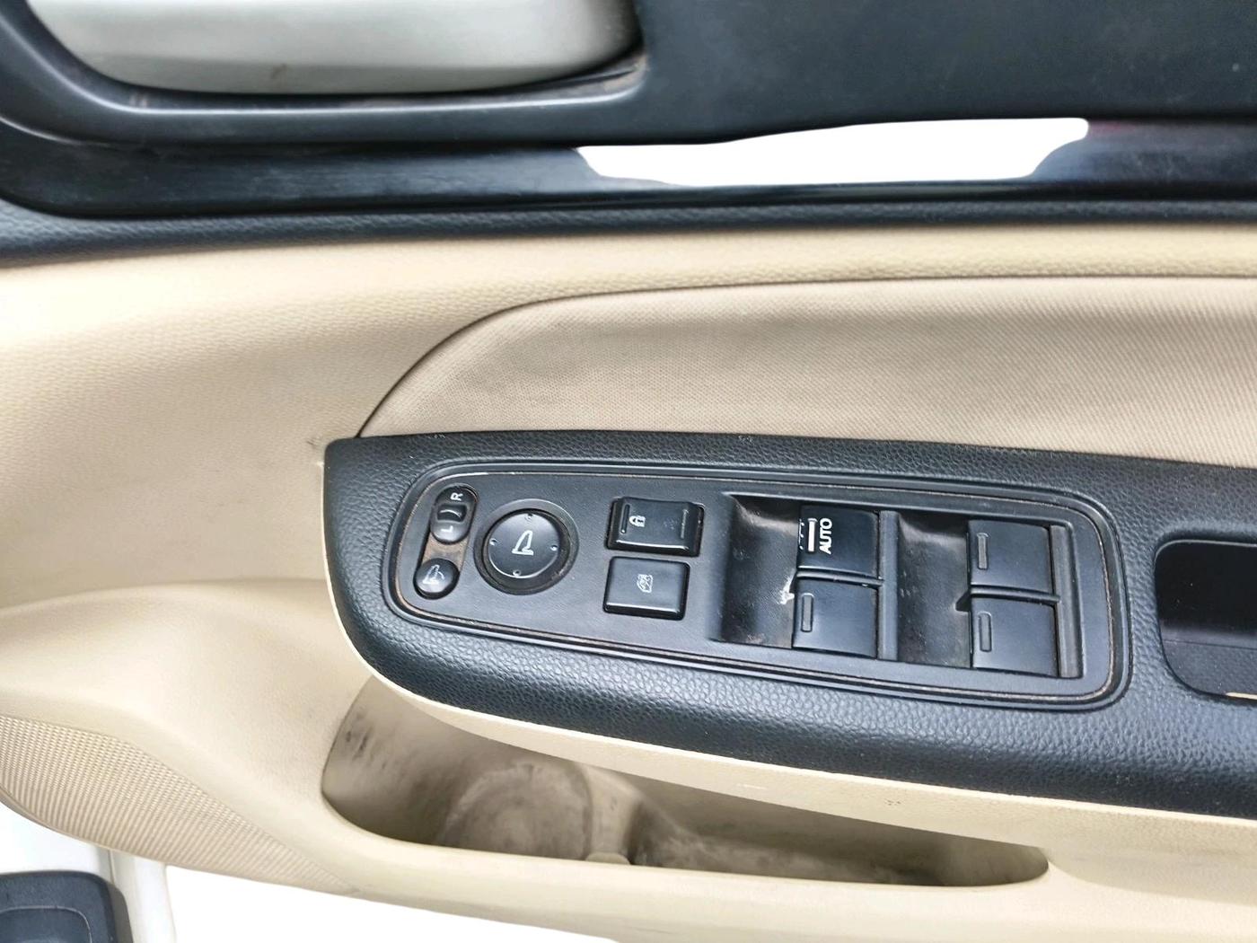 2020 Honda Amaze 1.5L I-DTEC S, Diesel, Manual, 71,889 km, interior