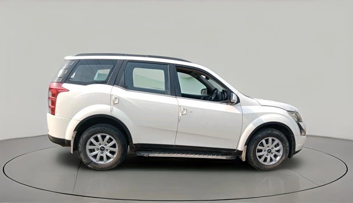 2016 Mahindra XUV500 W10, Diesel, Manual, 1,09,066 km, exterior