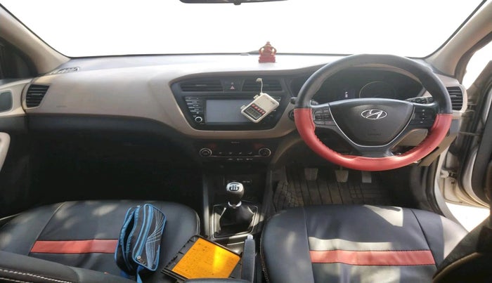 2016 Hyundai Elite i20 ASTA 1.2 (O), Petrol, Manual, 90,673 km, interior