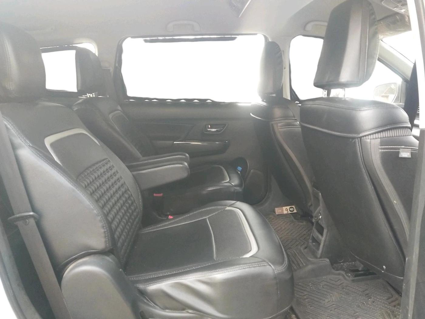 2023 Maruti XL6 ZETA MT, Petrol, Manual, 1,01,734 km, interior