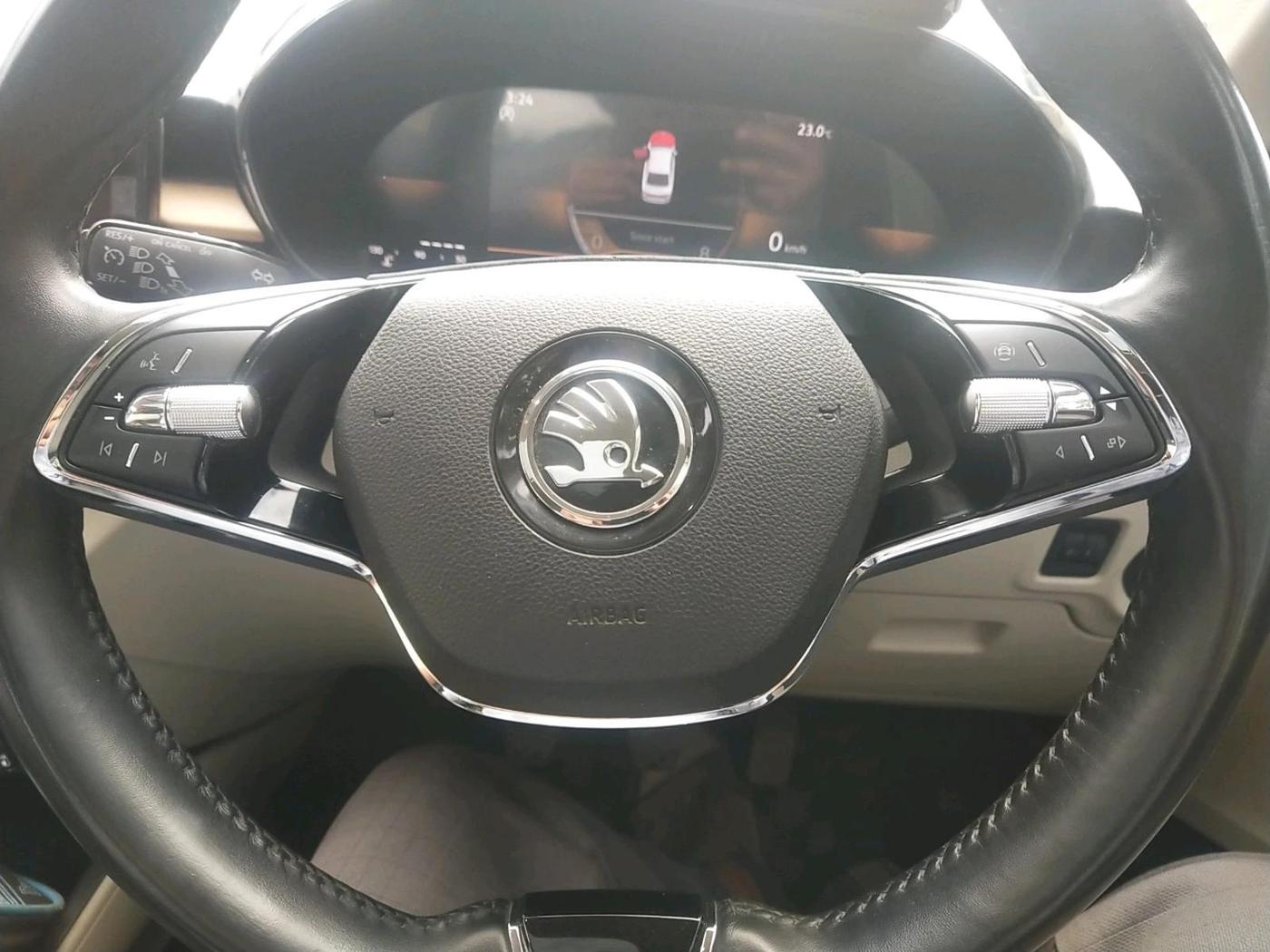 2025 Skoda SLAVIA STYLE 1.0L TSI MT, Petrol, Manual, 29,692 km, interior