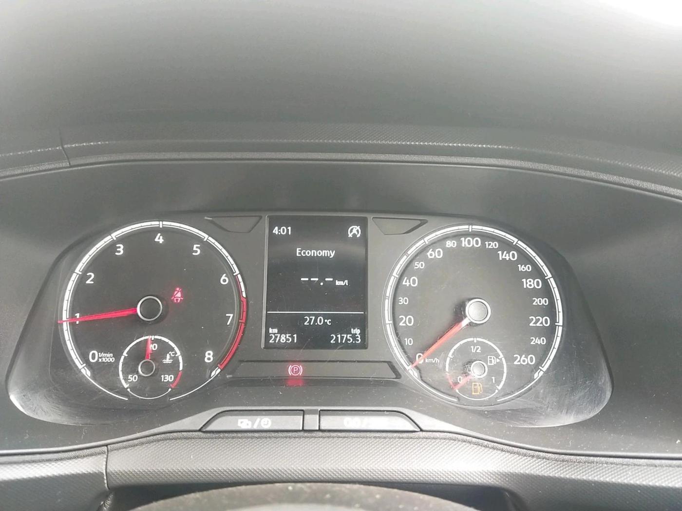 2024 Volkswagen TAIGUN COMFORTLINE 1.0 TSI MT, Petrol, Manual, 27,851 km, interior