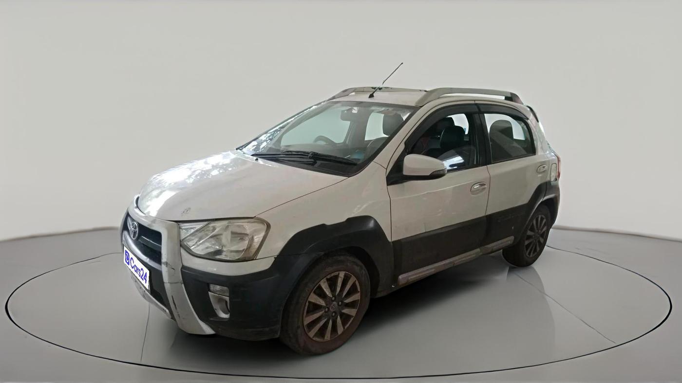 2015 Toyota Etios CROSS 1.4 VD, Diesel, Manual, 1,76,924 km, exterior