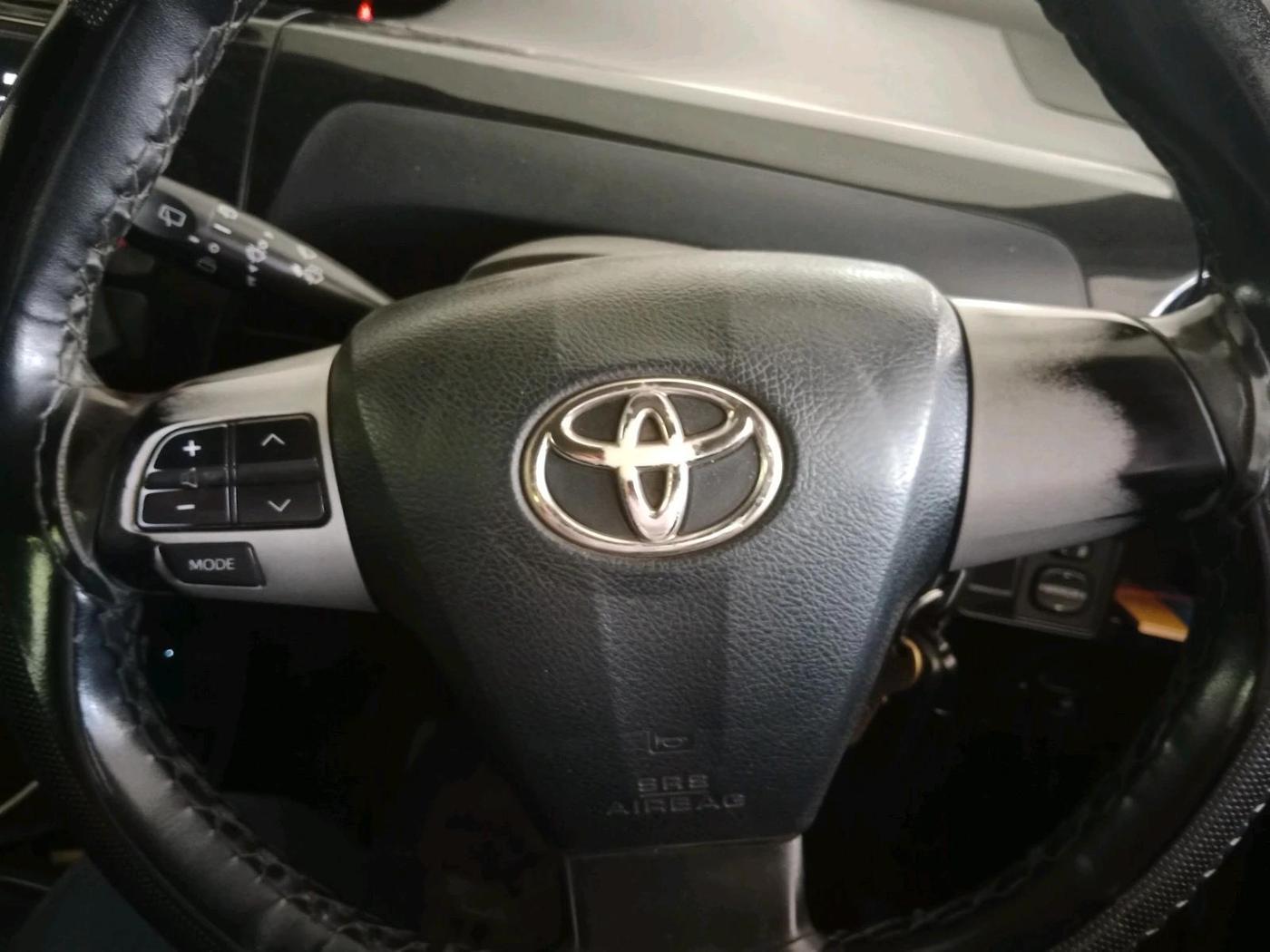 2015 Toyota Etios CROSS 1.4 VD, Diesel, Manual, 1,76,924 km, interior