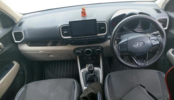 2019 Hyundai VENUE SX 1.4 CRDi DUAL TONE, Diesel, Manual, 1,42,042 km, interior