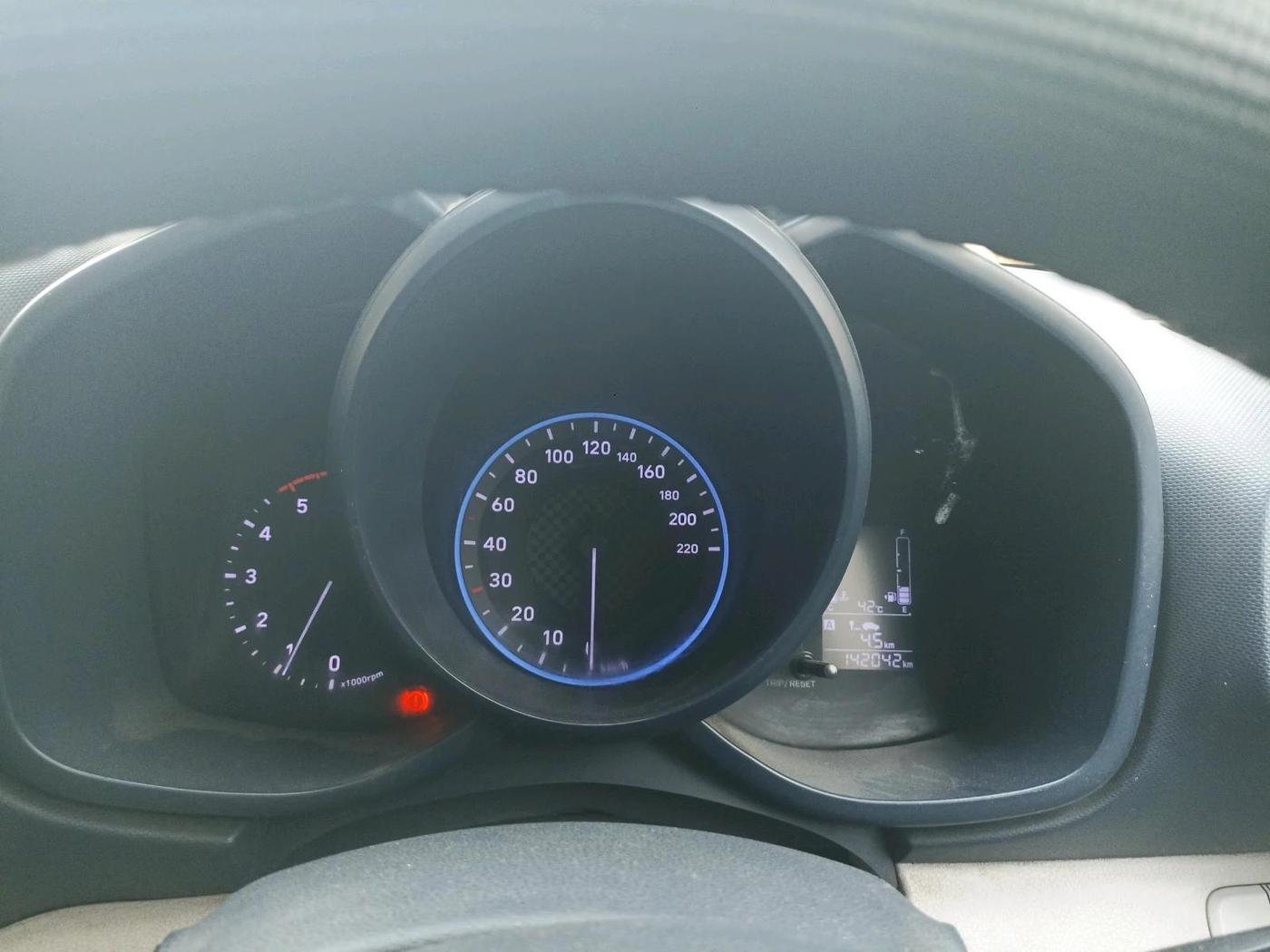 2019 Hyundai VENUE SX 1.4 CRDi DUAL TONE, Diesel, Manual, 1,42,042 km, interior