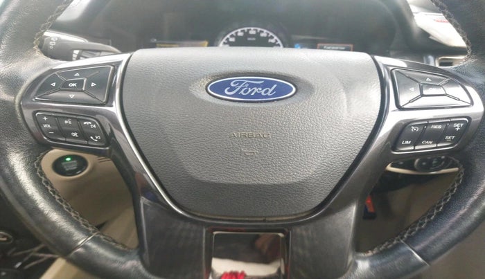 2021 Ford Endeavour TITANIUM PLUS 2.0 4X2 AT SUNROOF, Diesel, Automatic, 1,22,923 km, interior