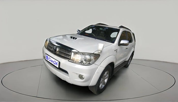 2010 Toyota Fortuner 3.0 4X4 MT, Diesel, Manual, 3,01,102 km, exterior
