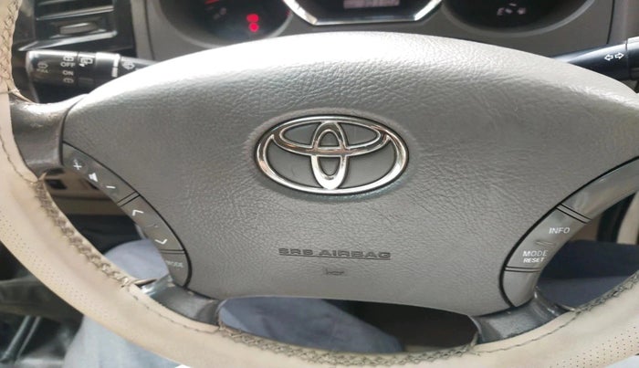 2010 Toyota Fortuner 3.0 4X4 MT, Diesel, Manual, 3,01,102 km, interior