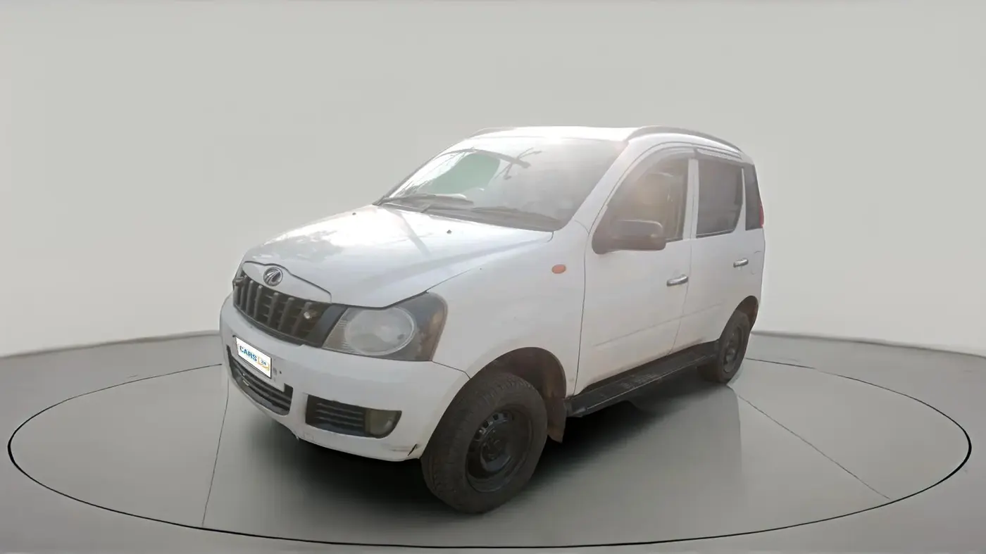 2013 Mahindra Quanto C4, Diesel, Manual, 1,25,700 km, exterior