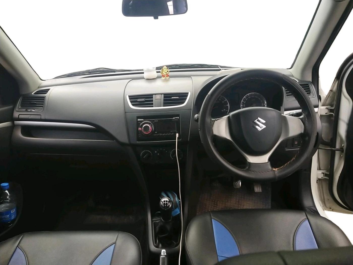 2013 Maruti Swift VXI, Petrol, Manual, 67,006 km, interior