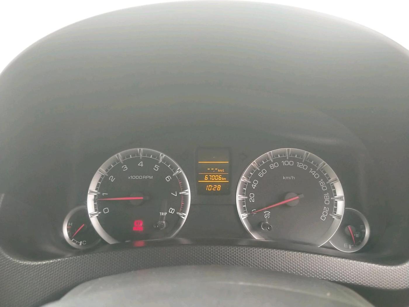 2013 Maruti Swift VXI, Petrol, Manual, 67,006 km, interior