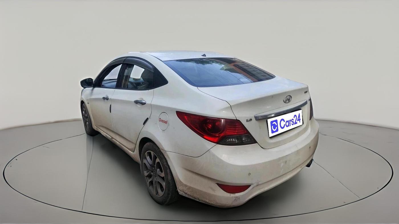 2012 Hyundai Verna FLUIDIC 1.6 CRDI SX, Diesel, Manual, 1,60,031 km, exterior