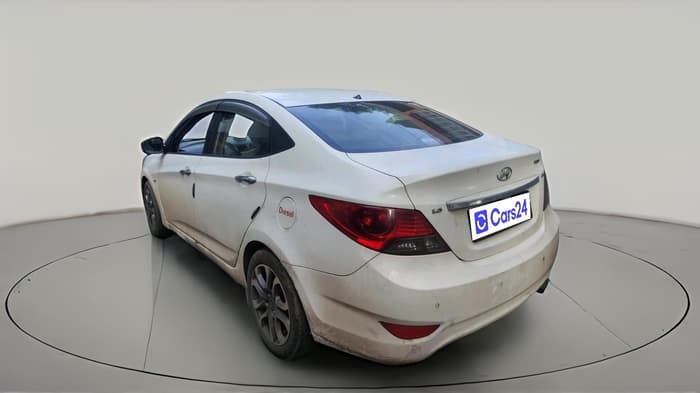 2012 Hyundai Verna FLUIDIC 1.6 CRDI SX, Diesel, Manual, 1,60,031 km, exterior