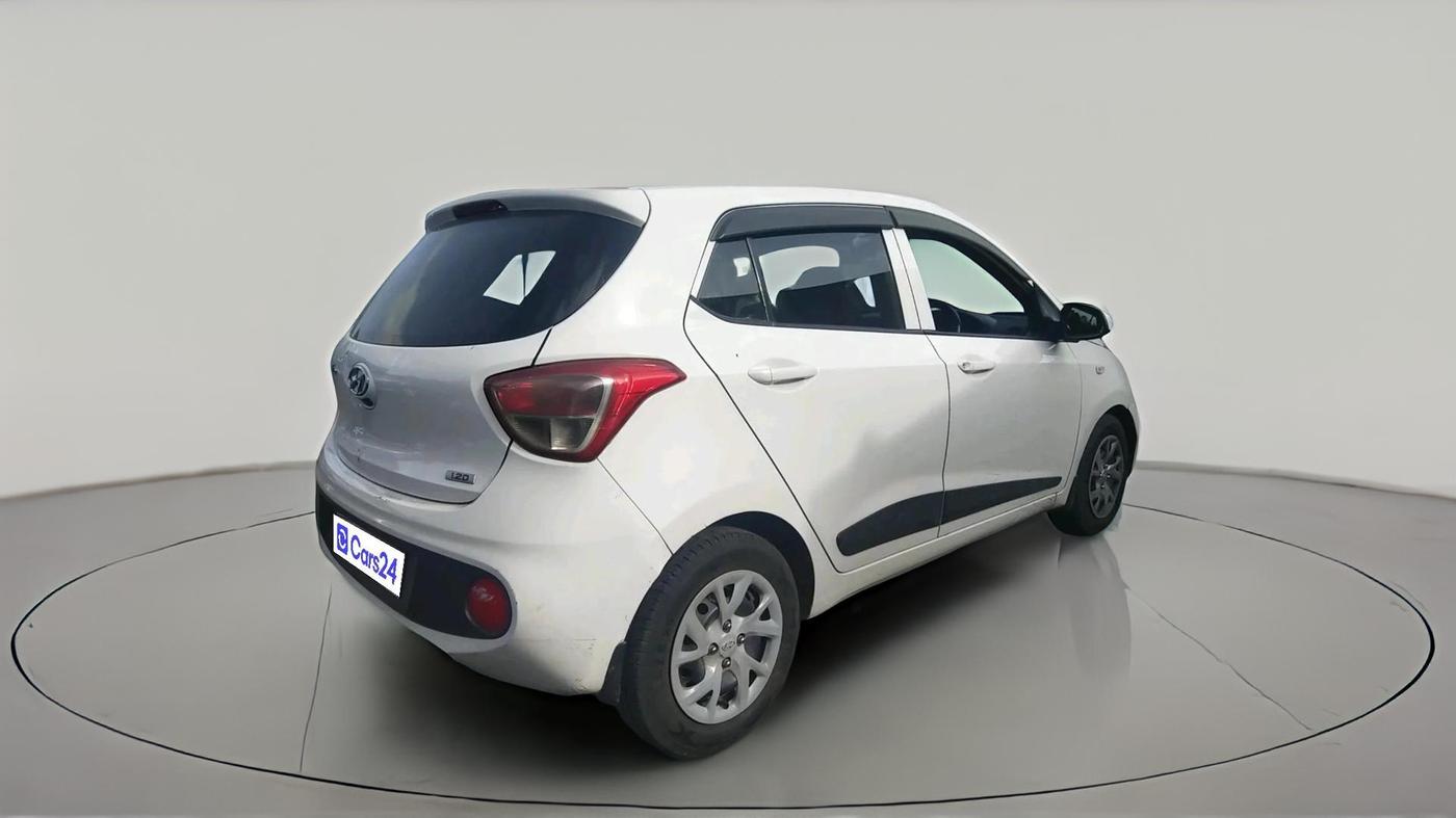 2017 Hyundai Grand i10 MAGNA U2 1.2 CRDI, Diesel, Manual, 2,56,664 km, exterior